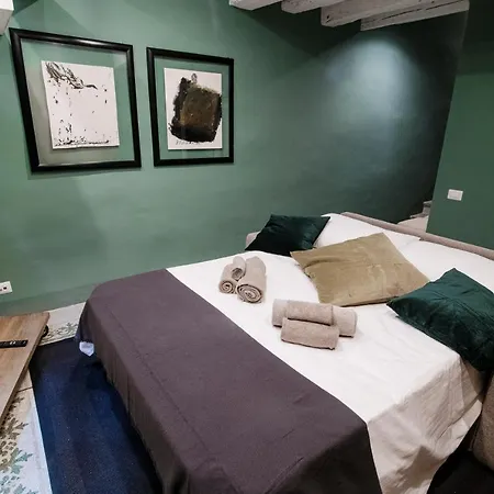 Maisonnette - The House Of Travelers Apartment *