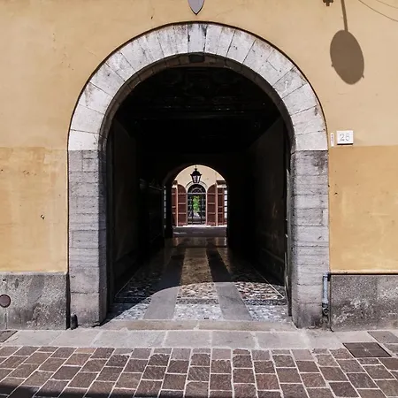 Maisonnette - The House Of Travelers Como