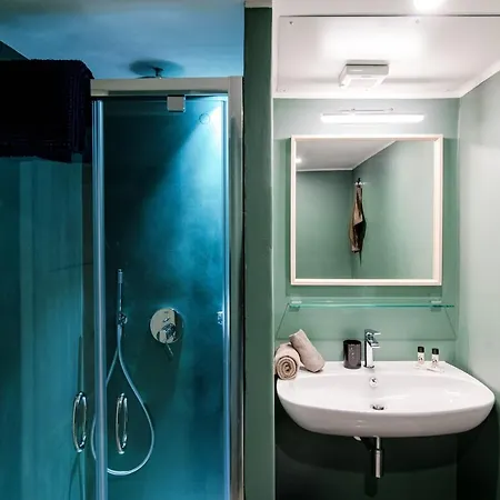 Maisonnette - The House Of Travelers