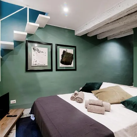 Maisonnette - The House Of Travelers *